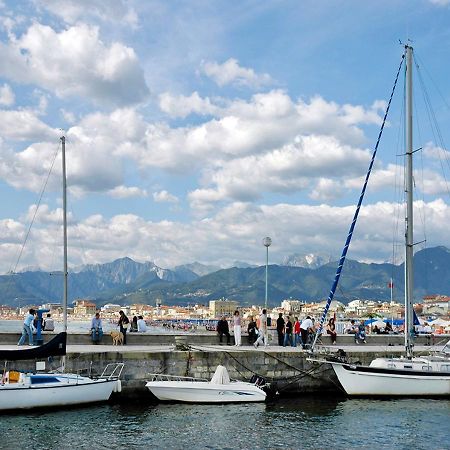 Appartamento Villino Caproni Viareggio Esterno foto